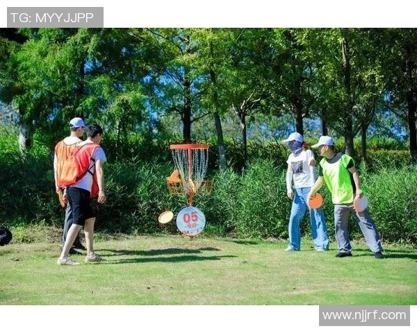 飞盘热潮席卷上海:探索飞盘队灵活性与战术变革之路 飞盘热潮席卷上海:探索飞盘队灵活性与战术变革之路