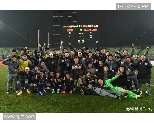 重庆羽毛球队的节奏革新探索与实践推动竞技水平提升之路 重庆羽毛球队的节奏革新探索与实践推动竞技水平提升之路