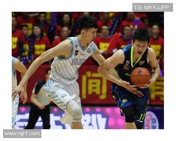 2017赛季CBA福建队与八一队激战回顾及精彩瞬间分析