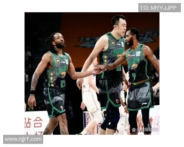 CBA精彩回放上海队对阵辽宁队的激烈对决全程回顾 CBA精彩回放上海队对阵辽宁队的激烈对决全程回顾