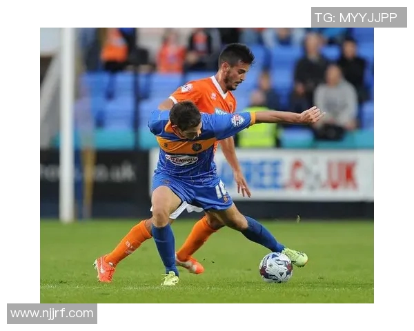 吉灵汉姆与牛津联队的精彩对决分析与赛后点评