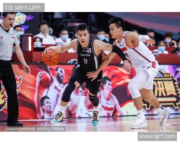 墨菲与颜炳涛激战正酣谁能在这场巅峰对决中笑到最后
